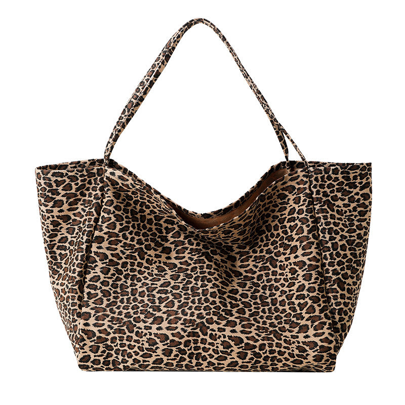 Marlow Oversized Leopard Canvas Tote Bag product detail 6