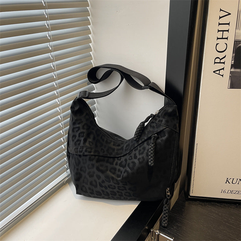Sienna Leopard-Texture Faux-Suede Hobo Shoulder Bag - product detail 4
