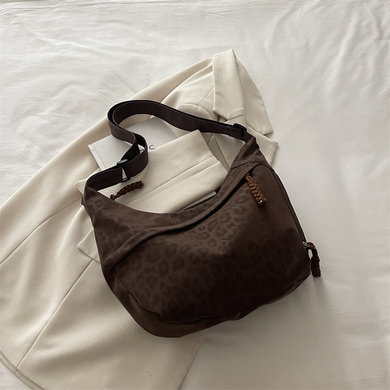 Sienna Leopard-Texture Faux-Suede Hobo Shoulder Bag - Wine Red